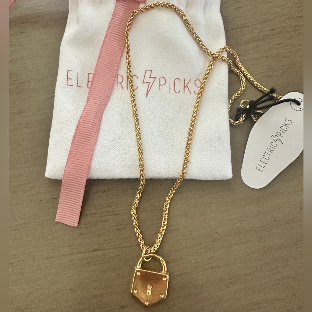 Electric Picks Gold Plated Lock Charm Chain Necklace New!